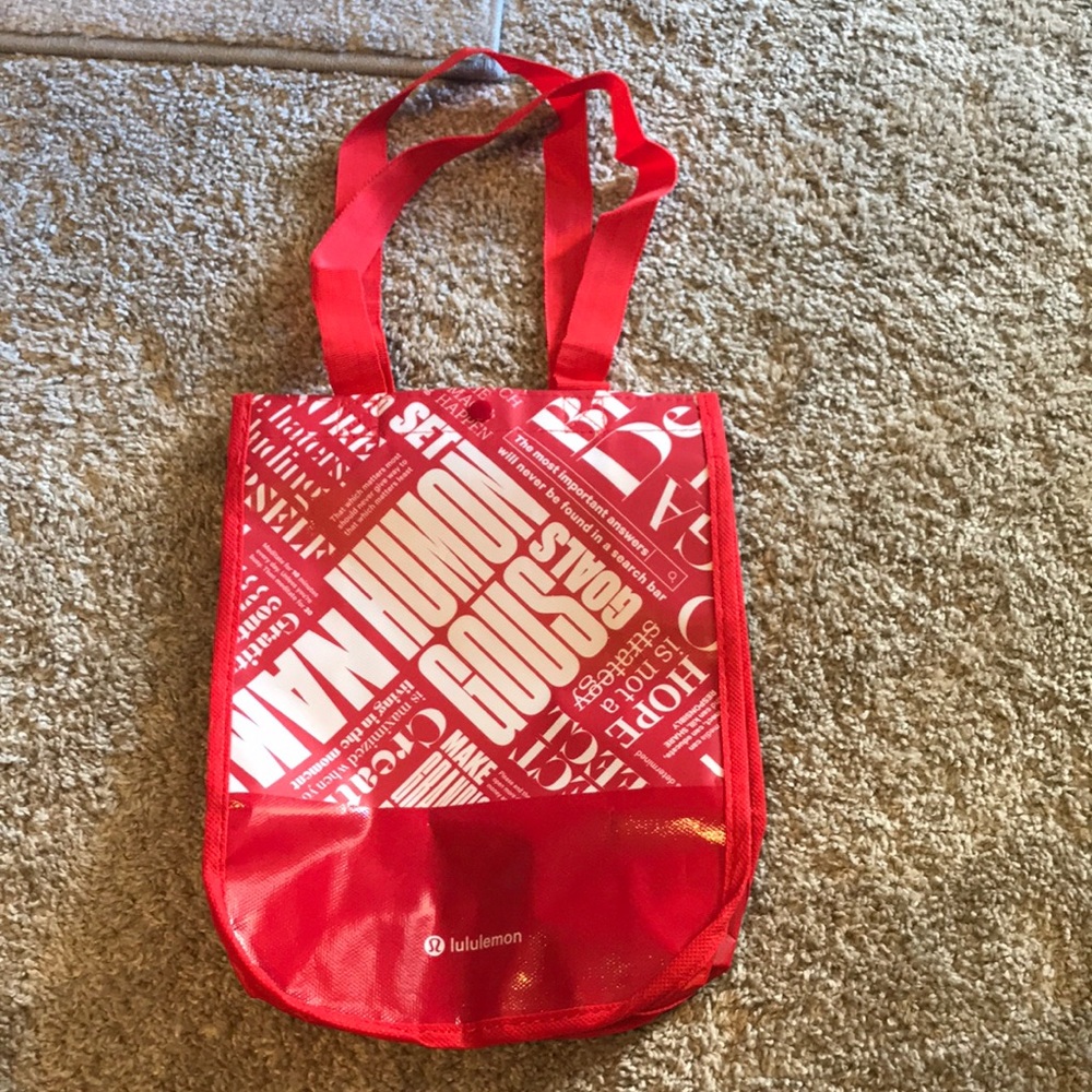 Lululemon reusable bag